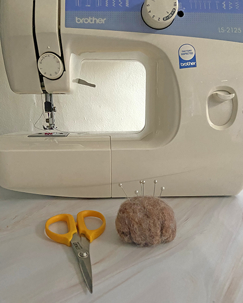 How to make a felted pin cushion from a carded batt